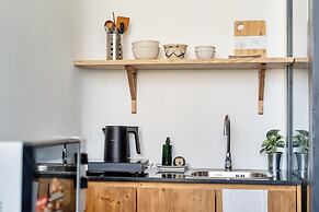 Mersey Central Saigon Apart'Hotel