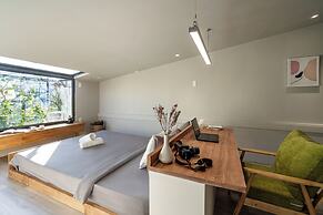 Mersey Central Saigon Apart'Hotel