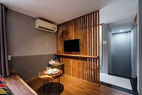 Mersey Central Saigon Apart'Hotel