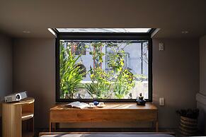 Mersey Central Saigon Apart'Hotel