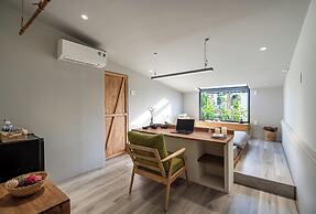 Mersey Central Saigon Apart'Hotel