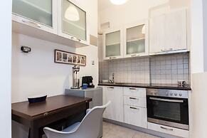 Vironas Chic Sleek Modern Studio