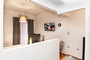 Vironas Chic Sleek Modern Studio