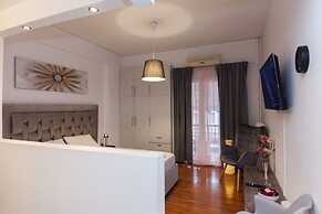 Vironas Chic Sleek Modern Studio