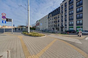 Stylish & Spacious Apartment by Renters