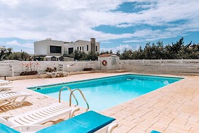 Phaedrus Living Harmony Seaview Flat