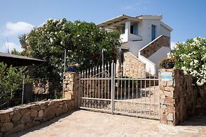 Villa Erma with pool by Wonderful Italy