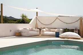 Villa Erma with pool by Wonderful Italy