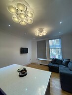 Impeccable 1 Bed Apartment in Wolverhampton