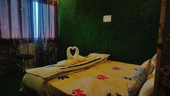 Hotel Nirbana Heights