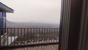 Hotel Nirbana Heights