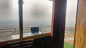 Hotel Nirbana Heights