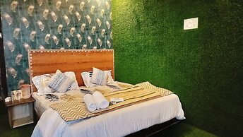 Hotel Nirbana Heights