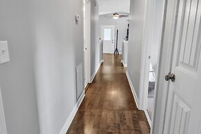 Southern Comfort Retreat In Travelers Rest 3 Bedroom Home by RedAwning