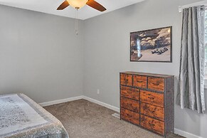 Southern Comfort Retreat In Travelers Rest 3 Bedroom Home by RedAwning