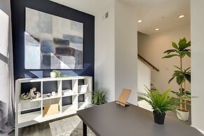 4 Mi to Center City: Philly Home w/ Rooftop Deck