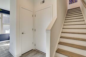 4 Mi to Center City: Philly Home w/ Rooftop Deck