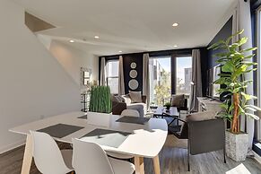 4 Mi to Center City: Philly Home w/ Rooftop Deck