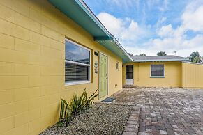 New Smyrna Beach Hideaway < 1 Mi to Beach!