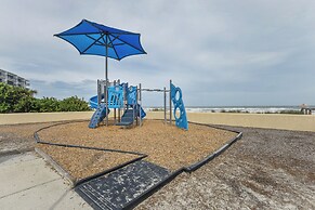 New Smyrna Beach Hideaway < 1 Mi to Beach!