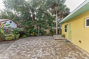 New Smyrna Beach Hideaway < 1 Mi to Beach!