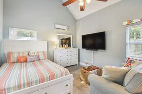 New Smyrna Beach Hideaway < 1 Mi to Beach!