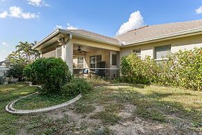Pet-friendly Home w/ Backyard in Cape Coral!