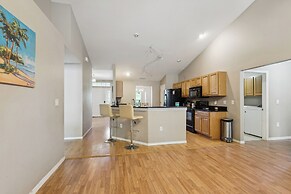 Pet-friendly Home w/ Backyard in Cape Coral!