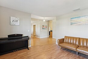 Pet-friendly Home w/ Backyard in Cape Coral!