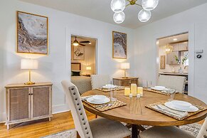 Chic Indianapolis Home w/ Patio < 2 Mi to Downtown