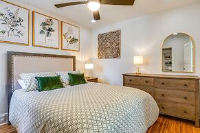 Chic Indianapolis Home w/ Patio < 2 Mi to Downtown