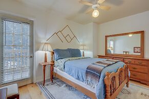 Mountainside Bliss: Red River Getaway w/ Fireplace