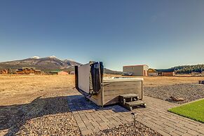 Scenic Flagstaff Home w/ Hot Tub & Mountain Views