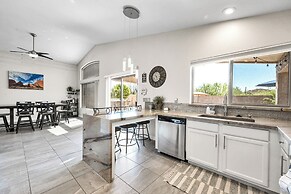 Gold Canyon Superstition Foothills Retreat w/ Pool