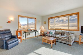 Yellowstone Lodge w/ Game Room & Panoramic Views