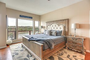 Lakefront Townhome in Pottsboro: Pets Welcome!