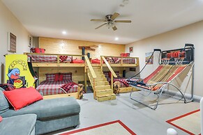 Lakefront Townhome in Pottsboro: Pets Welcome!