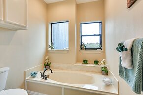 Pet-friendly Pottsboro Townhome w/ Lake Access!