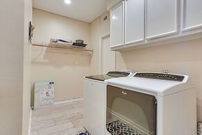 Pet-friendly Pottsboro Townhome w/ Lake Access!