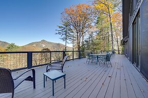 Stunning Cashiers Vacation Home w/ Mountain Views!