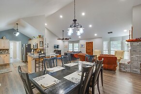 Holly Lake Retreat w/ 3 Community Pools & Yard