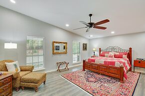 Holly Lake Retreat w/ 3 Community Pools & Yard