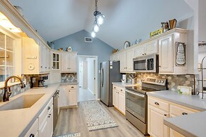 Holly Lake Retreat w/ 3 Community Pools & Yard