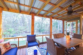 Welcoming Brandon Home w/ Pool & Screened-in Deck