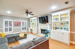 Welcoming Brandon Home w/ Pool & Screened-in Deck