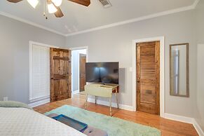 Welcoming Brandon Home w/ Pool & Screened-in Deck