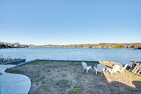 Family Home on Lake Newton w/ Deck & Fire Pit
