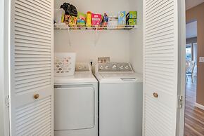 Family Home on Lake Newton w/ Deck & Fire Pit