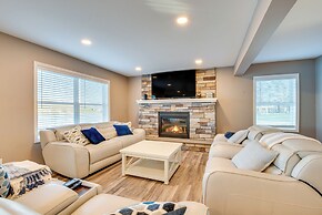 Family Home on Lake Newton w/ Deck & Fire Pit