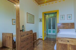 Family Villa with Stunning Lake View